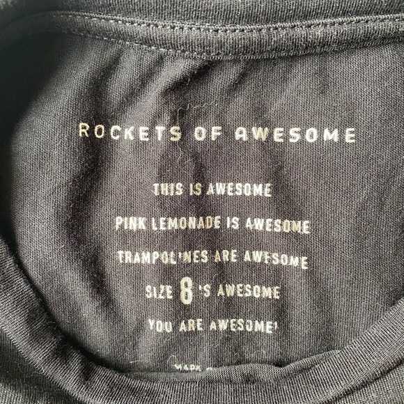 🚀⭐️Rockets of Awesome black tee with peplum - Picture 4 of 4